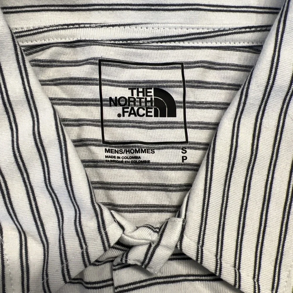 The North Face Mens Small White Gray Striped Terrain Short‎ Sleeve Polo Shirt